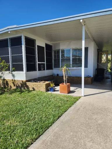Main picture of 210 Caviller Ct