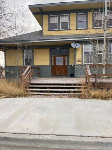 Main picture of 85 Depot Rd