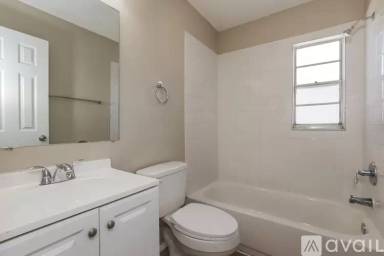 Main picture of 520 W Smith St