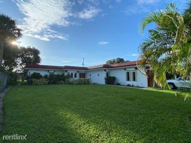 Main picture of 10188 Flag Dr