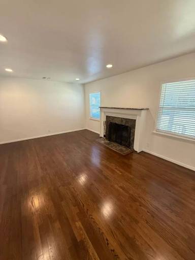 Main picture of 3250 Las Lunas St