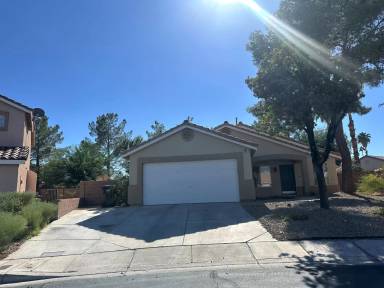 Main picture of 301 Laguna Glen Dr