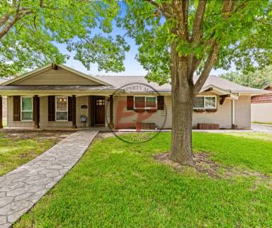 Main picture of 5418 Lake Highlands Dr