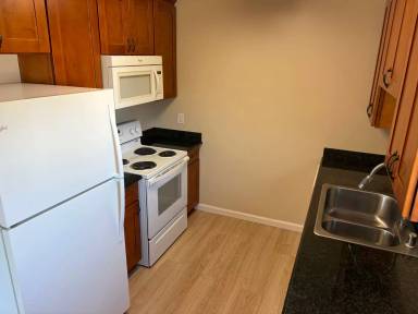 Main picture of 1616 Queen Charlotte Dr