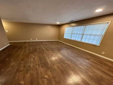 Main picture of 103-117 S Elder Ln Apartments