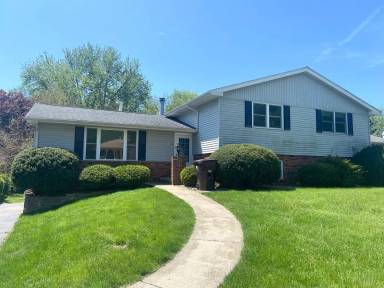 Main picture of 1408 W Daytona Dr