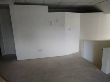 Main picture of 27 Grant St
