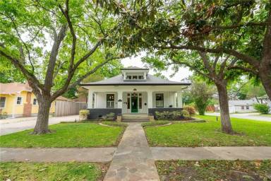 Main picture of 1602 S Main St