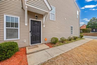 Main picture of 7333 Adare Mews Rd