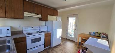 Main picture of 52 Middle St
