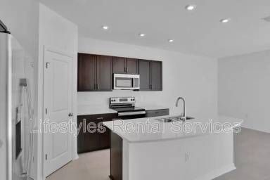 Main picture of 296 Anthony Dr