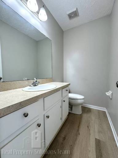 Main picture of 2762 Walden Bluff Ct