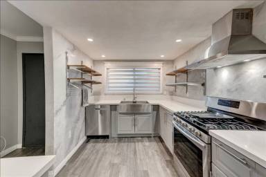Main picture of 7765 Saranac Pl