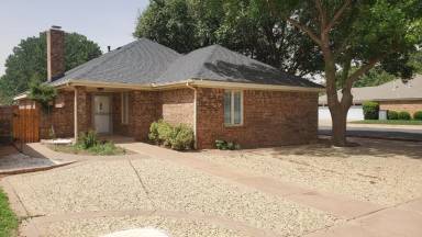 Main picture of 5247 84th St