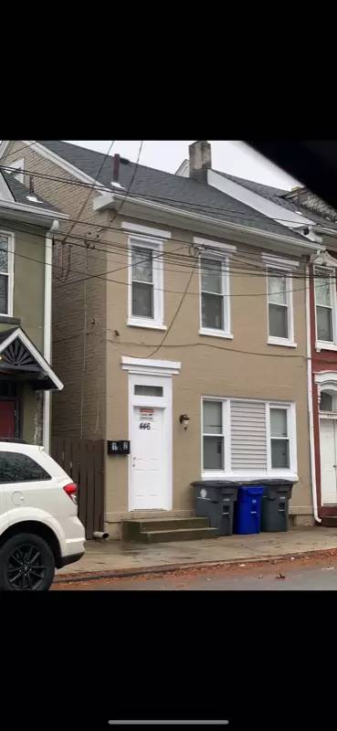 Main picture of 446 King St