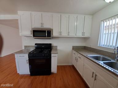 Main picture of 12920 Dalewood St