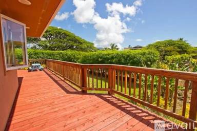 Main picture of 2853 Milo Hae Loop