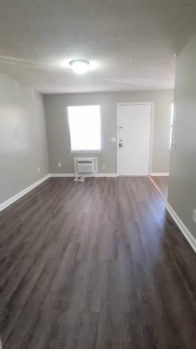 Main picture of 4419 Bonnell Dr NW