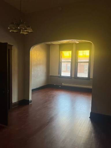 Main picture of 115 1/2 E Kemp Ave