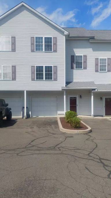 Main picture of 11 Mannions Ln