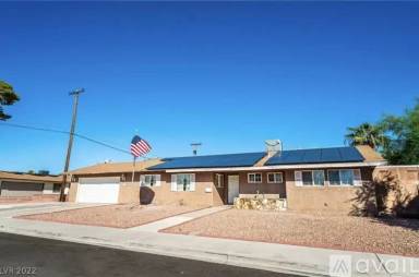 Main picture of 1705 Kiltie Way