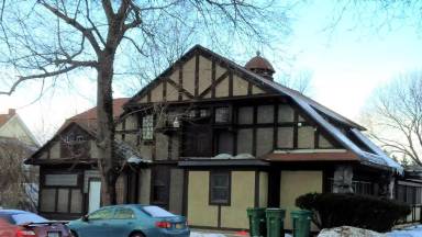 Main picture of 12 Riverside Dr