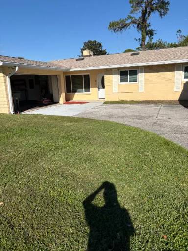 Main picture of 1317 Golfview Dr