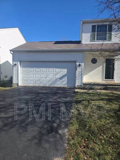 Main picture of 8620 Olenbrook Dr