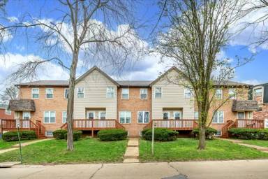 Main picture of 10161 Squire Meadows Dr