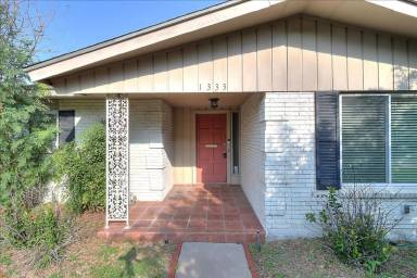 Main picture of 1333 Easthaven Dr
