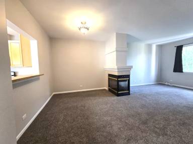 Main picture of 652 S Rosehall Ln