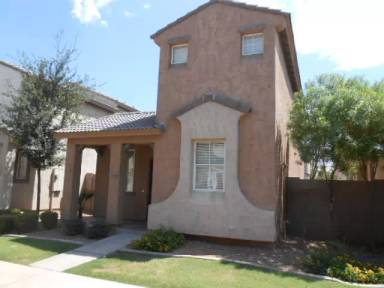 Main picture of 5329 W Warner St