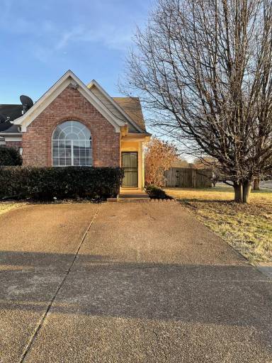 Main picture of 6977 Estacada Way S