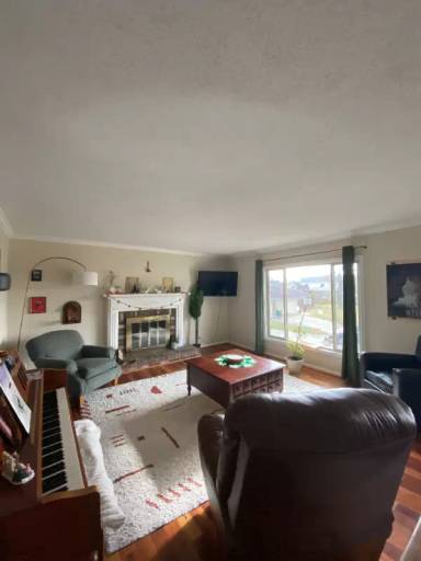 Main picture of 1585 Concord Cir