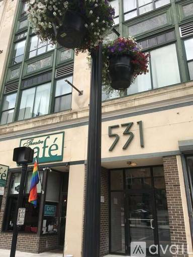 Main picture of 531 Main St