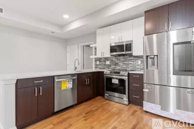 Main picture of 10 Taber St