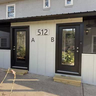 Main picture of 512 Macon Hwy