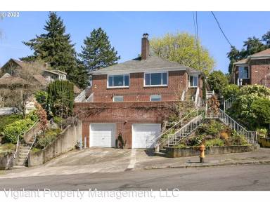 Main picture of 312 NE 61st Ave