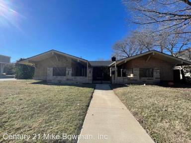 Main picture of 1501 Cripple Creek Dr