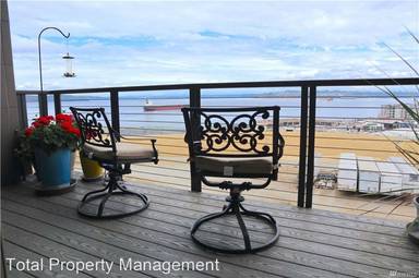 Main picture of 5204 N Bennett St