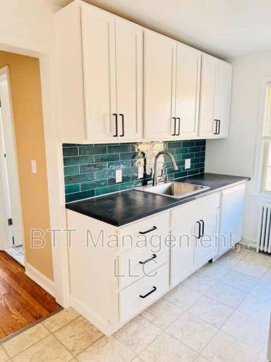 Main picture of 8310 Garland Ave