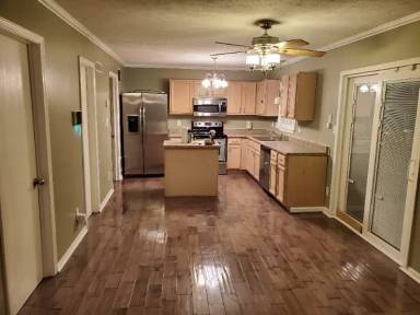 Main picture of 1124 Linden Way