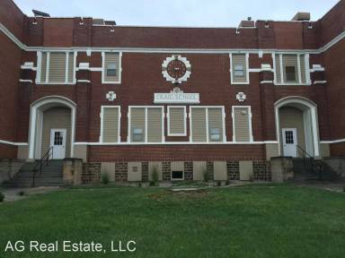 Main picture of 54 W Craig St