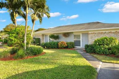 Main picture of 654 Palm View Dr