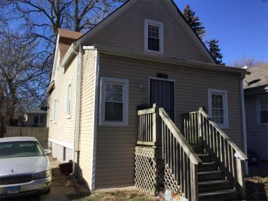 Main picture of 12112 S Yale Ave