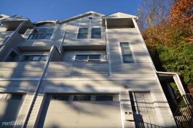 Main picture of 15 Leamington Rd