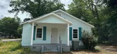 Main picture of 141 Anderson St