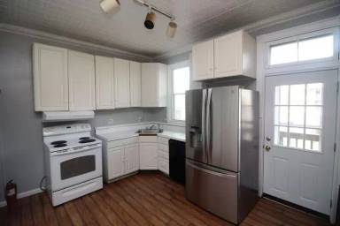 Main picture of 3018 Guilford Ave