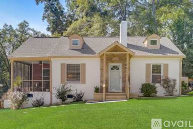 Main picture of 711 Campbell Cir