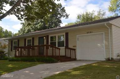 Main picture of 2521 SW Amhurst Rd